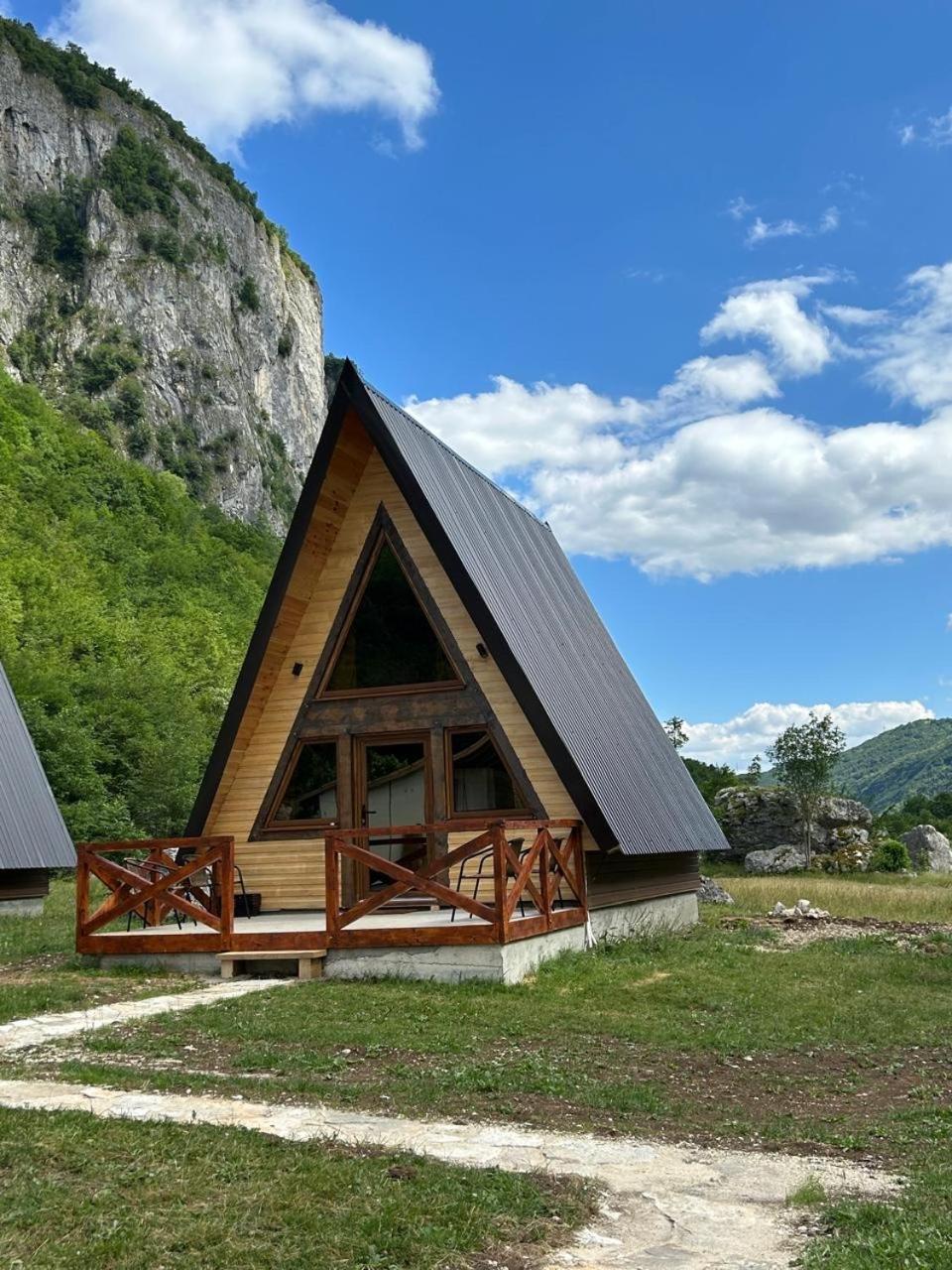 Etno Apartmani Komarnica Savnik Exterior foto